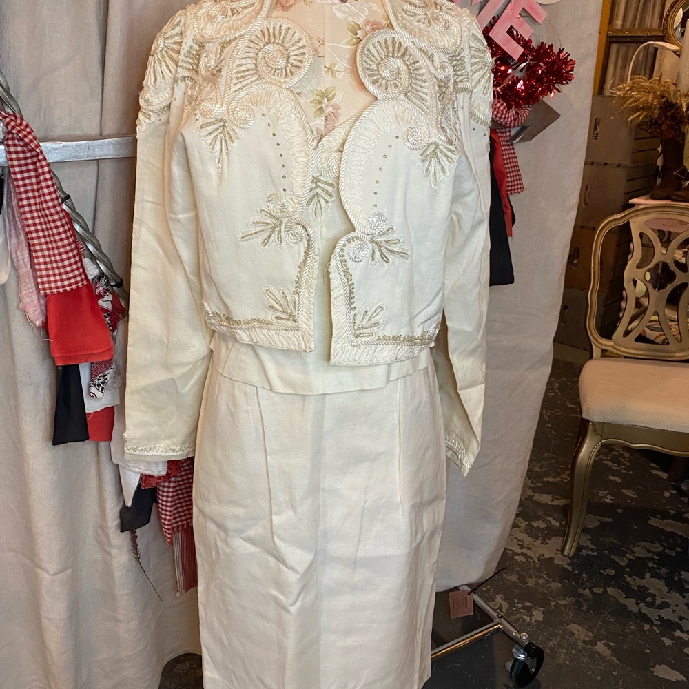 Elegant Cream Embroidered Women's Suit